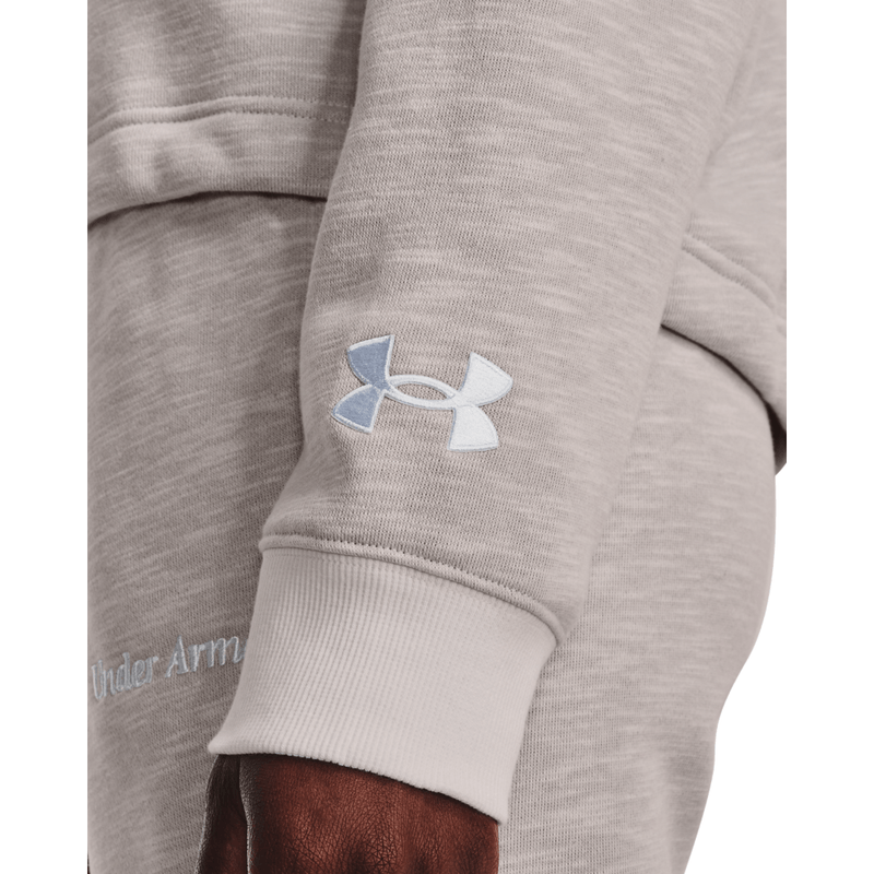 Camiseta-Manga-Larga-under-armour-para-mujer-Essential-Script-Crew-para-entrenamiento-color-blanco.-Detalle-Sobre-Modelo-1