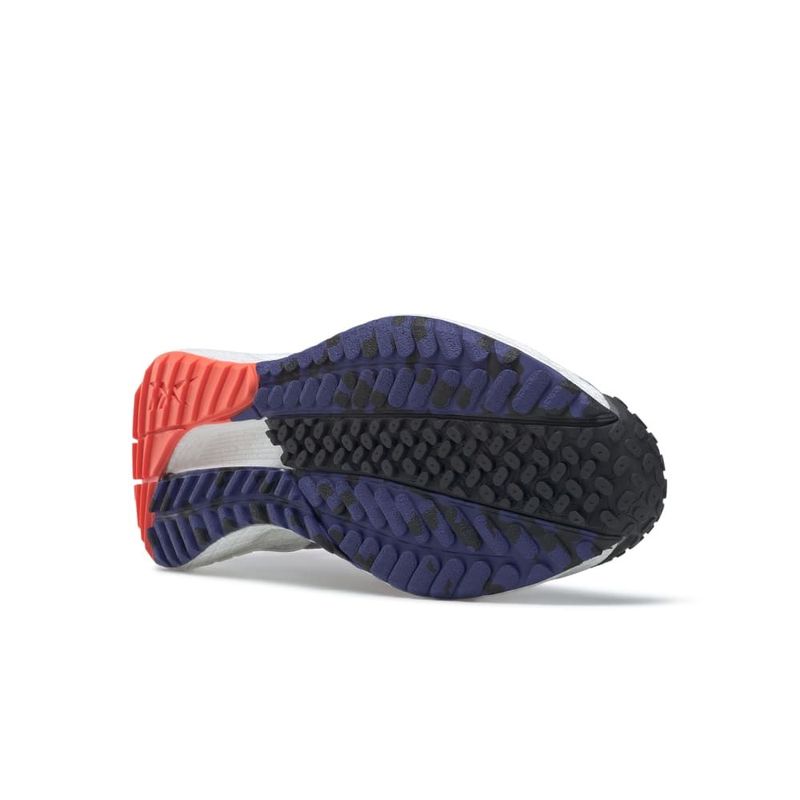 Tenis-reebok-para-mujer-Floatride-Energy-4-Adventure-para-correr-color-gris.-Suela