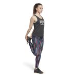 Camiseta-Manga-Sisa-reebok-para-mujer-Wor-Supremium-Tank-para-entrenamiento-color-negro.-Outfit-Completo