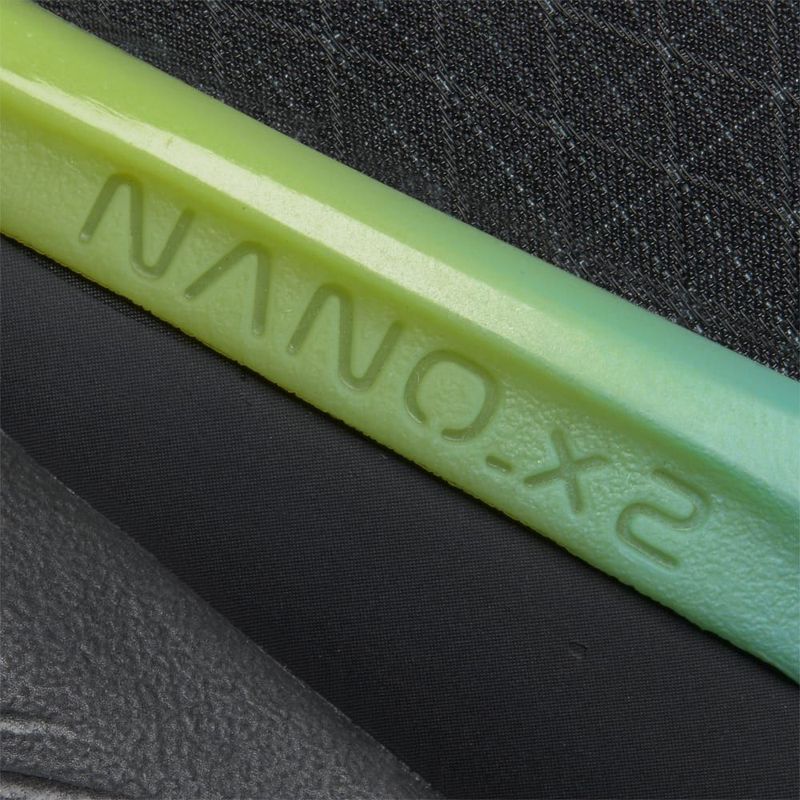 Tenis-reebok-para-hombre-Nano-X2-para-entrenamiento-color-negro.-Detalle-3