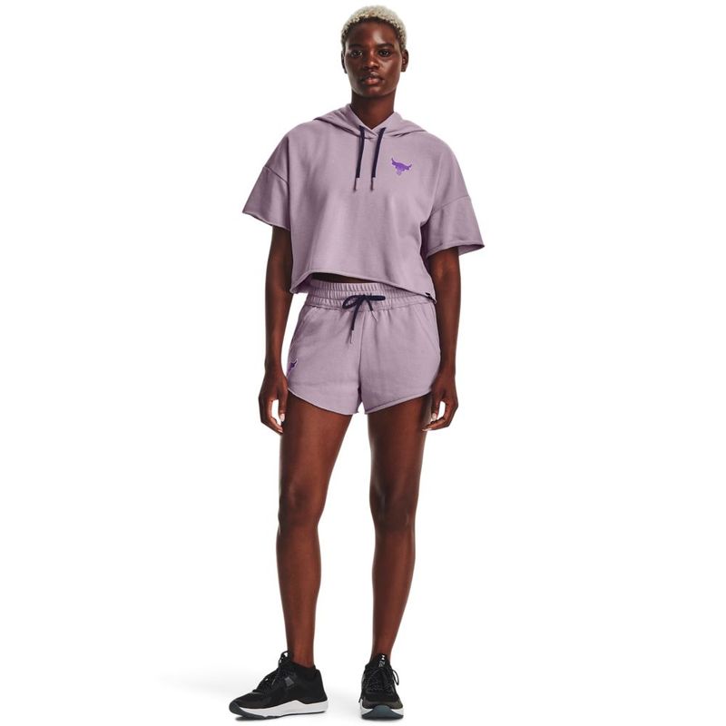 Pantaloneta-under-armour-para-mujer-Ua-Pjt-Rck-Dsrpt-Terry-Short-para-moda-color-morado.-Outfit-Completo