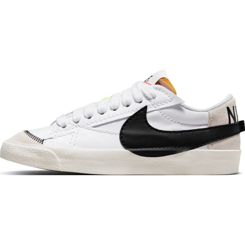 Tenis-nike-para-mujer-W-Blazer-Low--77-Jumbo-para-moda-color-blanco.-Lateral-Interna-Izquierda