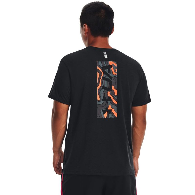 Camiseta-Manga-Corta-under-armour-para-hombre-Ua-Streaker-Graphic-Tee-para-correr-color-negro.-Reflectores