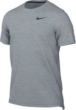 Camiseta-Manga-Corta-nike-para-hombre-M-Nk-Top-Ss-Hpr-Dry-para-entrenamiento-color-gris.-Frente-Sin-Modelo