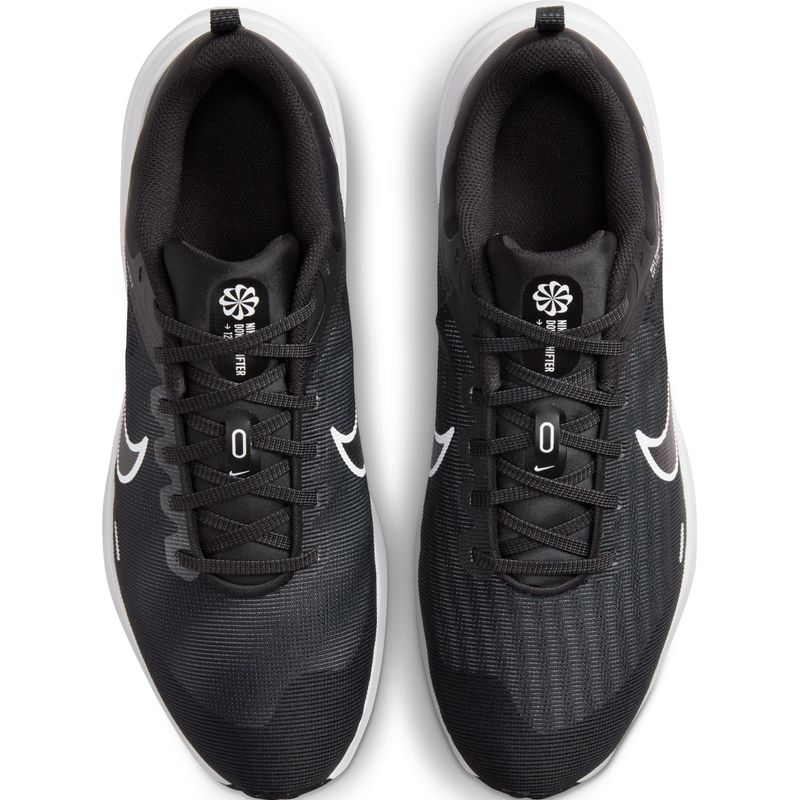 Tenis-nike-para-hombre-Nike-Downshifter-12-para-correr-color-negro.-Capellada