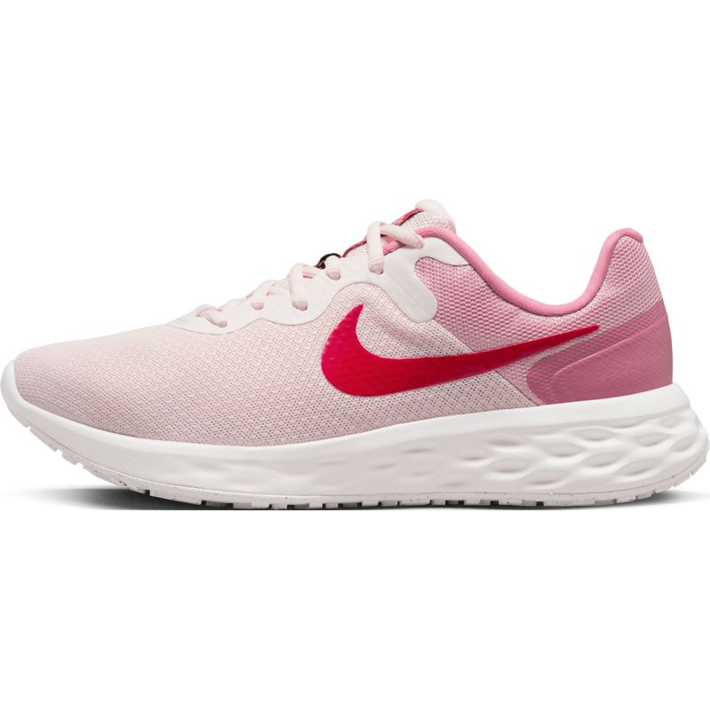 Tenis-nike-para-mujer-W-Nike-Revolution-6-Nn-para-correr-color-rosado.-Lateral-Interna-Izquierda