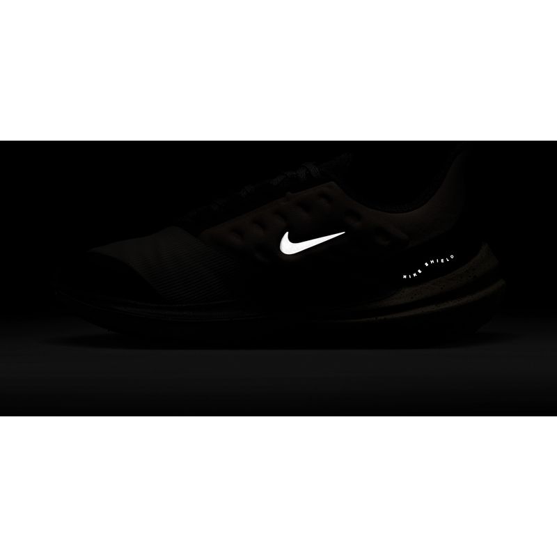 Tenis-nike-para-mujer-Wmns-Nike-Air-Winflo-9-Shield-para-correr-color-negro.-Reflectores