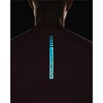 Camiseta-Manga-Corta-under-armour-para-hombre-Ua-Run-Anywhere-Breeze-Tee-para-correr-color-rosado.-Reflectores