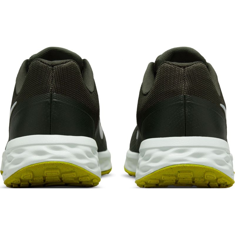 Tenis-nike-para-hombre-Nike-Revolution-6-Nn-para-correr-color-gris.-Talon