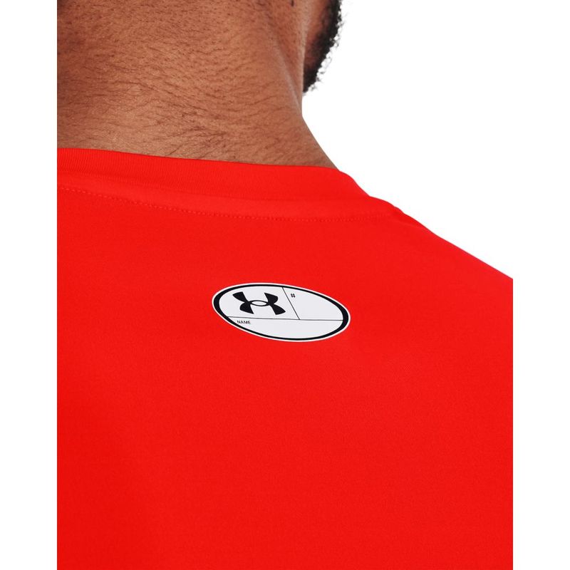 Camiseta-De-Compresion-under-armour-para-hombre-Ua-Hg-Armour-Comp-Ss-para-entrenamiento-color-naranja.-Detalle-Sobre-Modelo-3