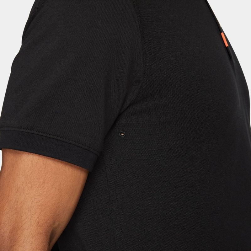 Polo-nike-para-hombre-The-Nike-Polo-Df-Heritge-Slim2-para-tenis-color-negro.-Detalle-Sobre-Modelo-3