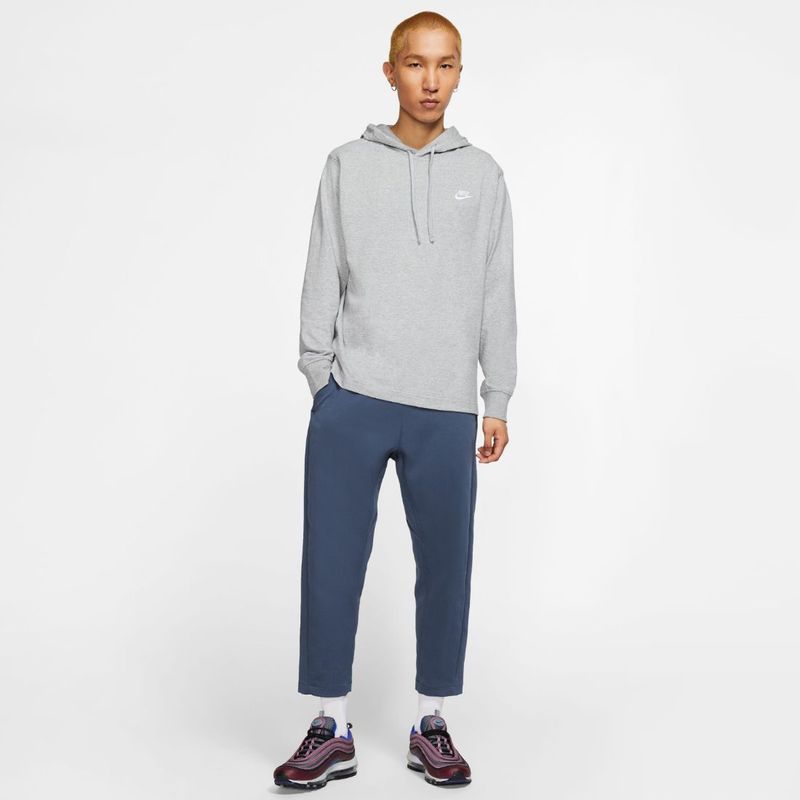 Hoodie-nike-para-hombre-M-Nsw-Club-Hoodie-Po-Jsy-para-moda-color-gris.-Detalle-Sobre-Modelo-3