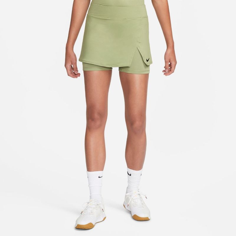 Falda-nike-para-mujer-W-Nkct-Df-Vctry-Skirt-Strt-para-tenis-color-verde.-Frente-Sobre-Modelo