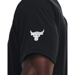 Camiseta-Manga-Corta-under-armour-para-hombre-Ua-Pjt-Rock-Ipbc-Ss-para-entrenamiento-color-negro.-Detalle-Sobre-Modelo-1