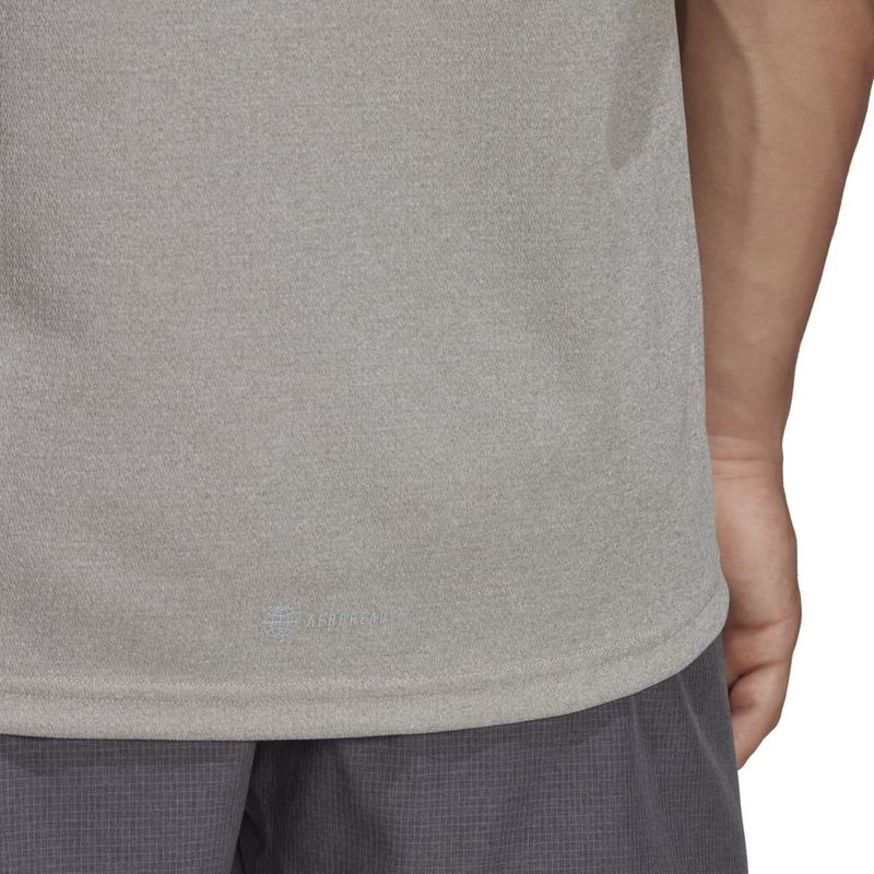 Camiseta-Manga-Corta-adidas-para-hombre-Otr-Heather-Tee-para-correr-color-gris.-Detalle-2