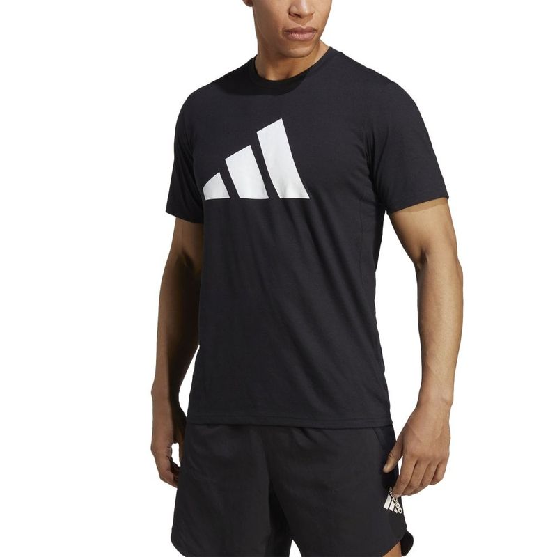 Camiseta-Manga-Corta-adidas-para-hombre-Tr-Es-Fr-Logo-T-para-entrenamiento-color-negro.-Zoom-Frontal-Sobre-Modelo