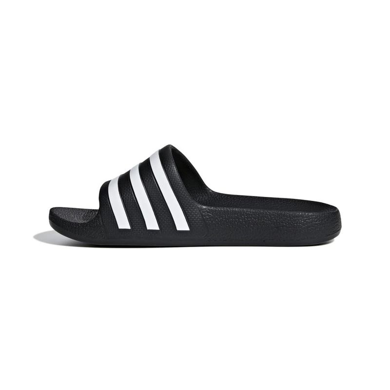 Sandalias-adidas-para-niño-Adilette-Aqua-K-para-natacion-color-negro.-Lateral-Interna-Izquierda