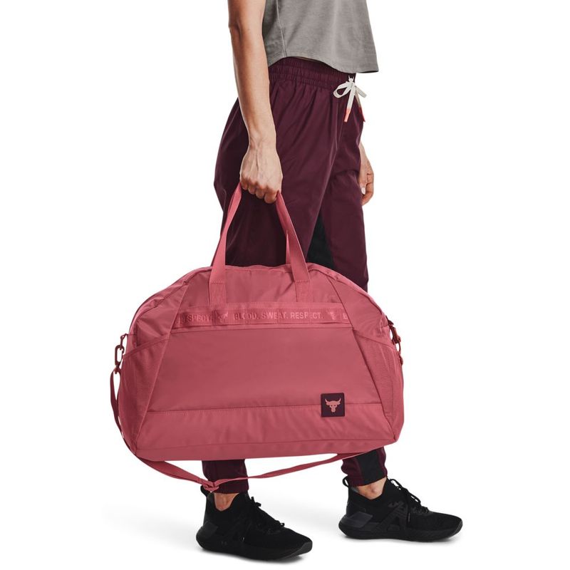 Maletin-under-armour-para-mujer-Ua-Project-Rock-Gym-Bag-para-entrenamiento-color-rojo.-Sin-Modelo