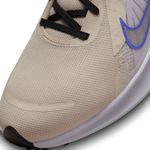 Tenis-nike-para-mujer-Wmns-Nike-Quest-5-para-correr-color-beige.-Detalle-1