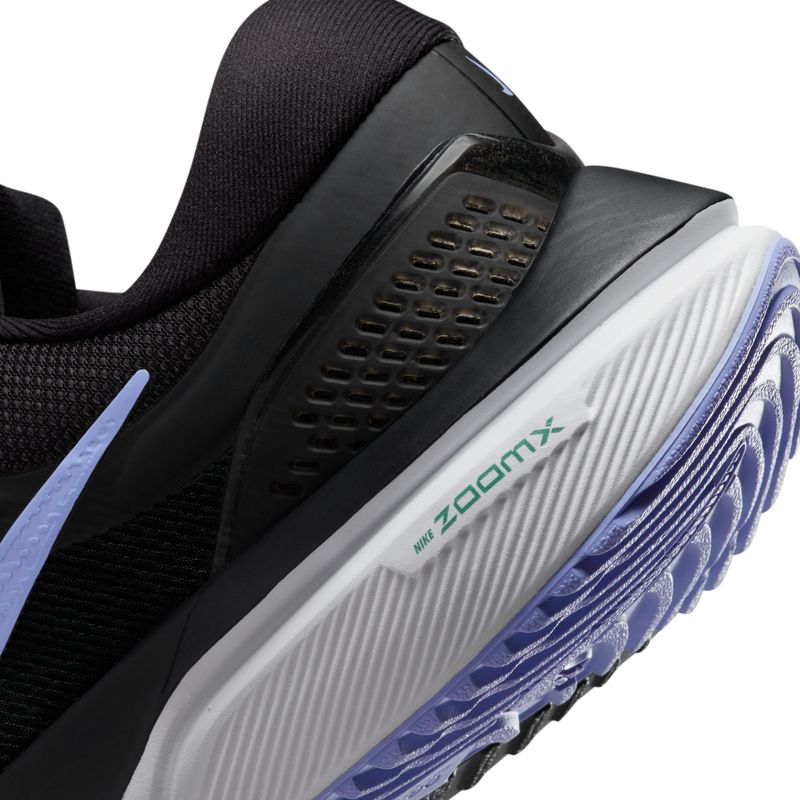 Tenis-nike-para-mujer-Wmns-Nike-Air-Zoom-Vomero-16-para-correr-color-negro.-Detalle-2