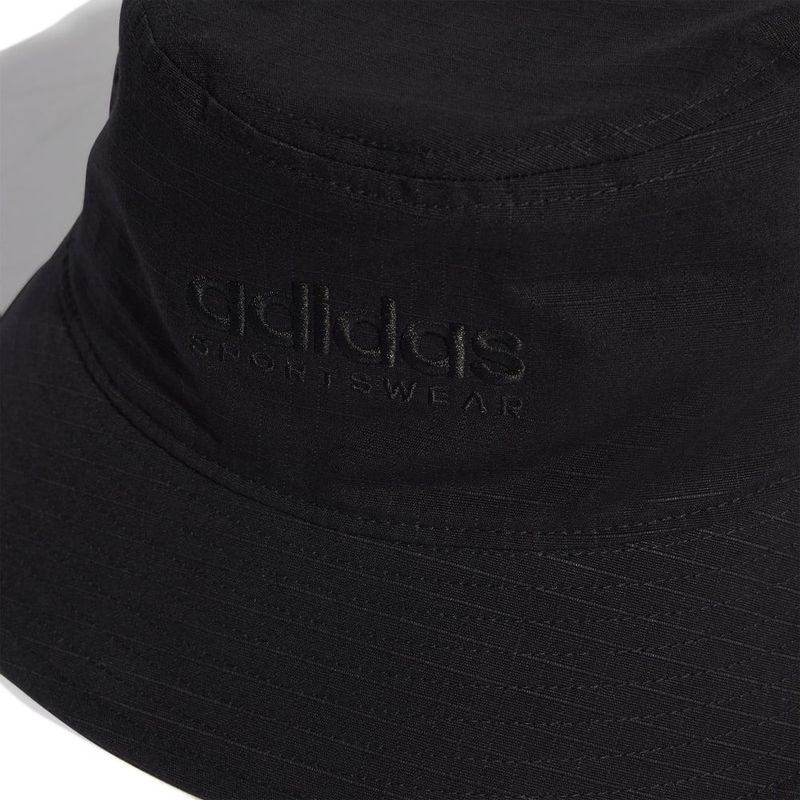 Gorro-adidas-para-hombre-Spw-Clas-Bucket-para-moda-color-negro.-Detalle-2