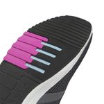 Tenis-adidas-para-mujer-Racer-Tr21-para-moda-color-negro.-Detalle-2