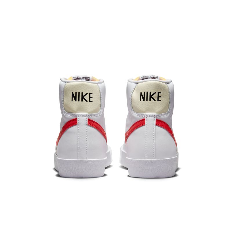 Tenis-nike-para-hombre-Blazer-Mid--77-para-moda-color-blanco.-Talon