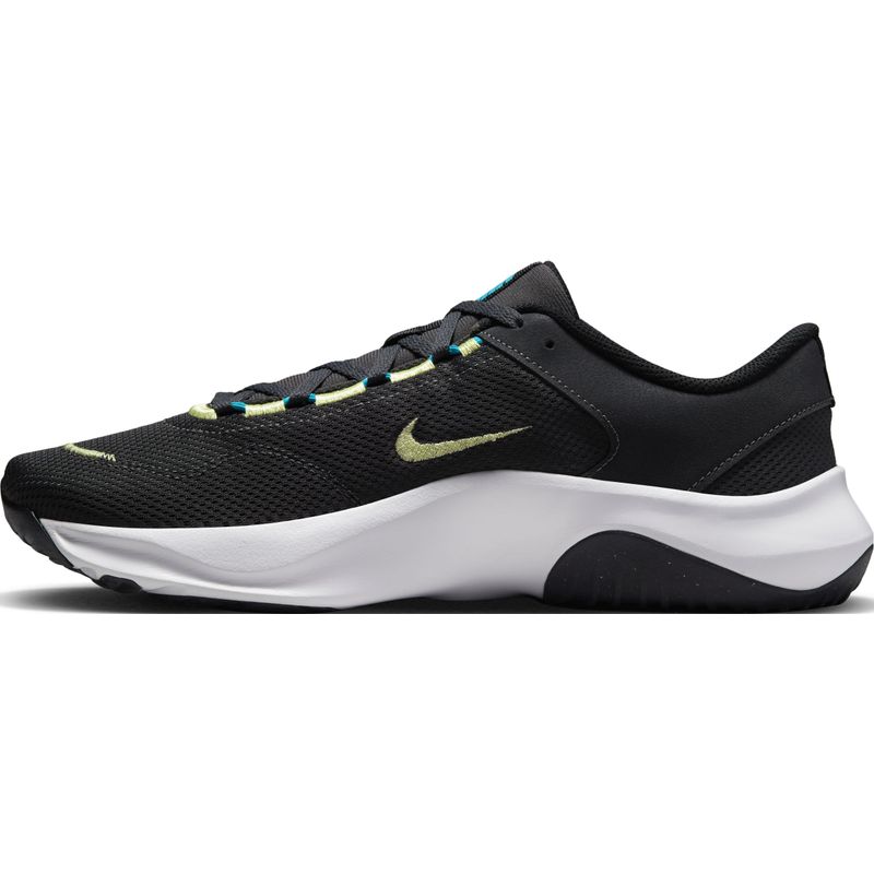 Tenis-nike-para-hombre-M-Nike-Legend-Essential-3-para-entrenamiento-color-negro.-Lateral-Interna-Izquierda