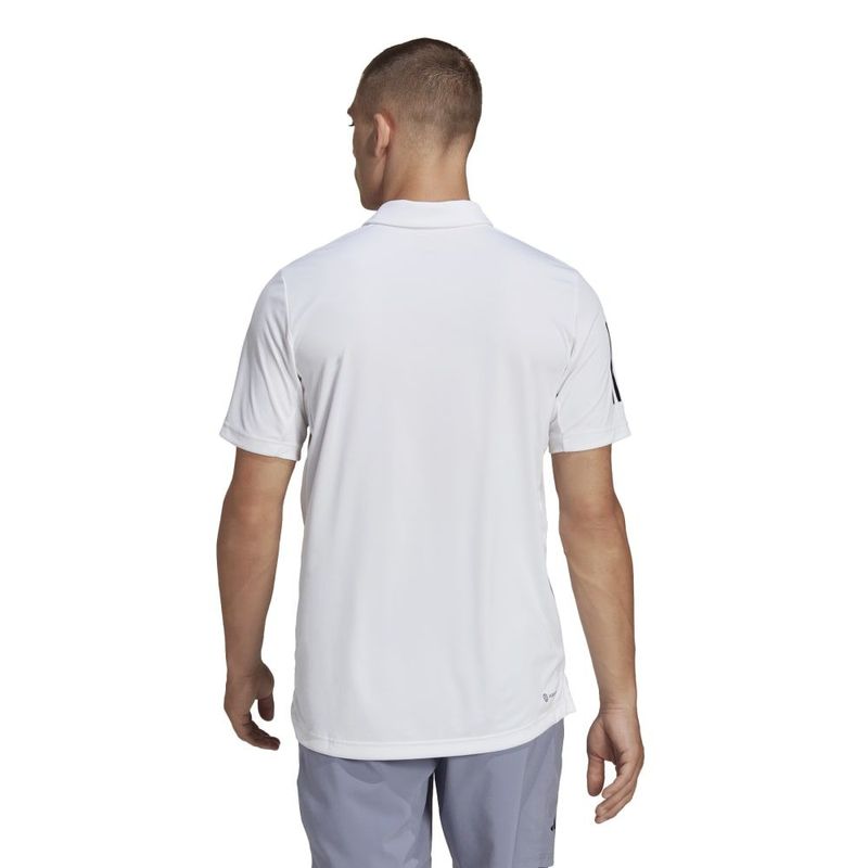 Polo-adidas-para-hombre-Club-3Str-Polo-para-tenis-color-blanco.-Reverso-Sobre-Modelo