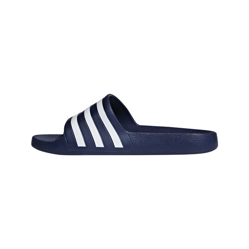 Sandalias-adidas-para-hombre-Adilette-Aqua-para-natacion-color-azul.-Lateral-Interna-Izquierda