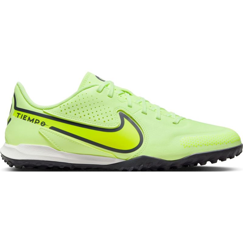 Guayos nike hotsell para futbol 5