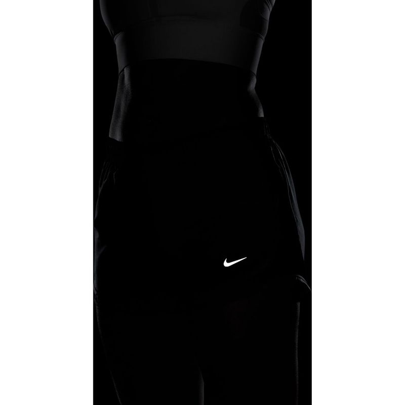 Pantaloneta-nike-para-mujer-W-Tempo-Short-Swsh-Prnt-para-correr-color-negro.-Reflectores