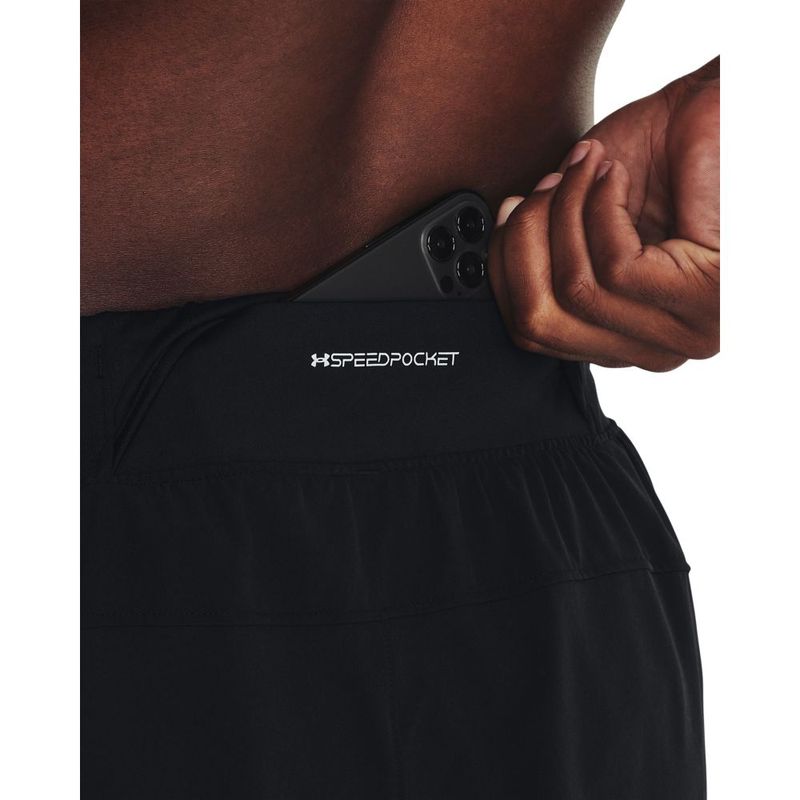 Pantaloneta-under-armour-para-hombre-Launch-Elite-7---Short-para-correr-color-negro.-Detalle-Sobre-Modelo-3