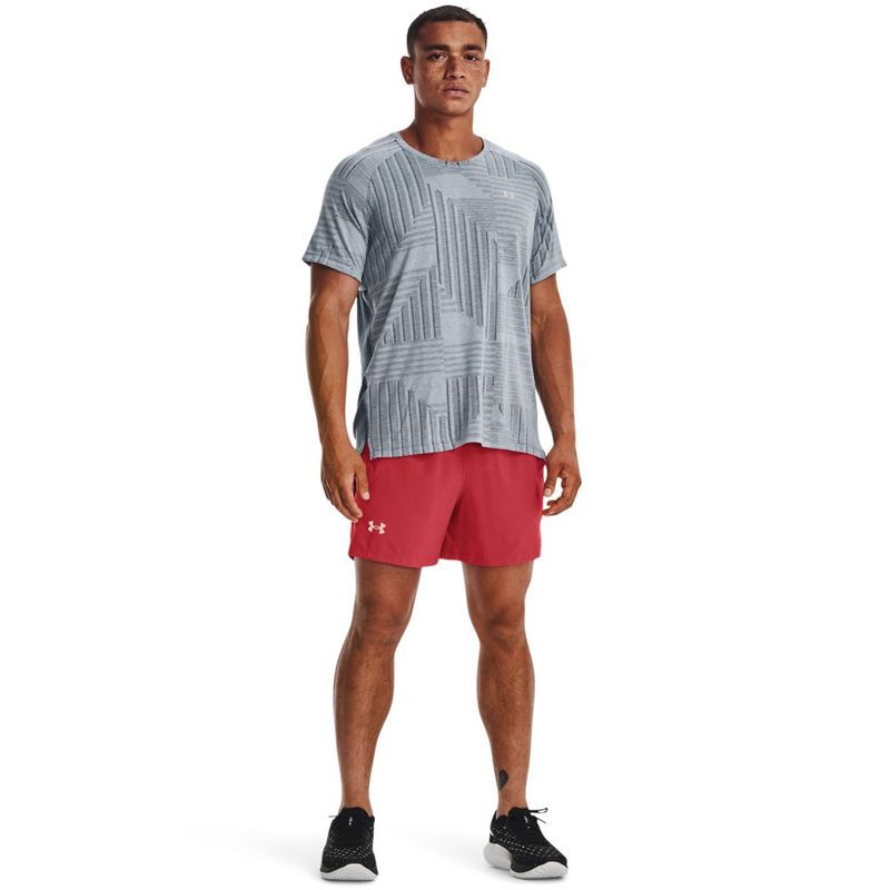 Camiseta-Manga-Corta-under-armour-para-hombre-Ua-Streaker-Deco-Diamond-Ss-para-correr-color-azul.-Outfit-Completo