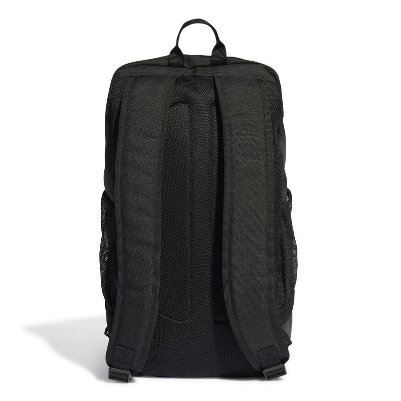 Morral-adidas-para-hombre-Tiro-L-Backpack-para-futbol-color-negro.-Reverso-Sin-Modelo