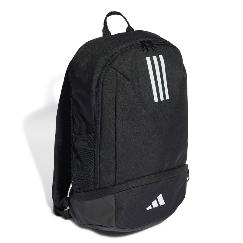 Morral-adidas-para-hombre-Tiro-L-Backpack-para-futbol-color-negro.-Borde-Externo