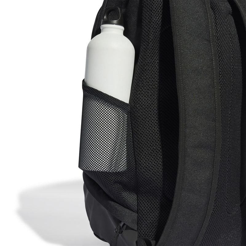 Morral-adidas-para-hombre-Tiro-L-Backpack-para-futbol-color-negro.-Detalle-2