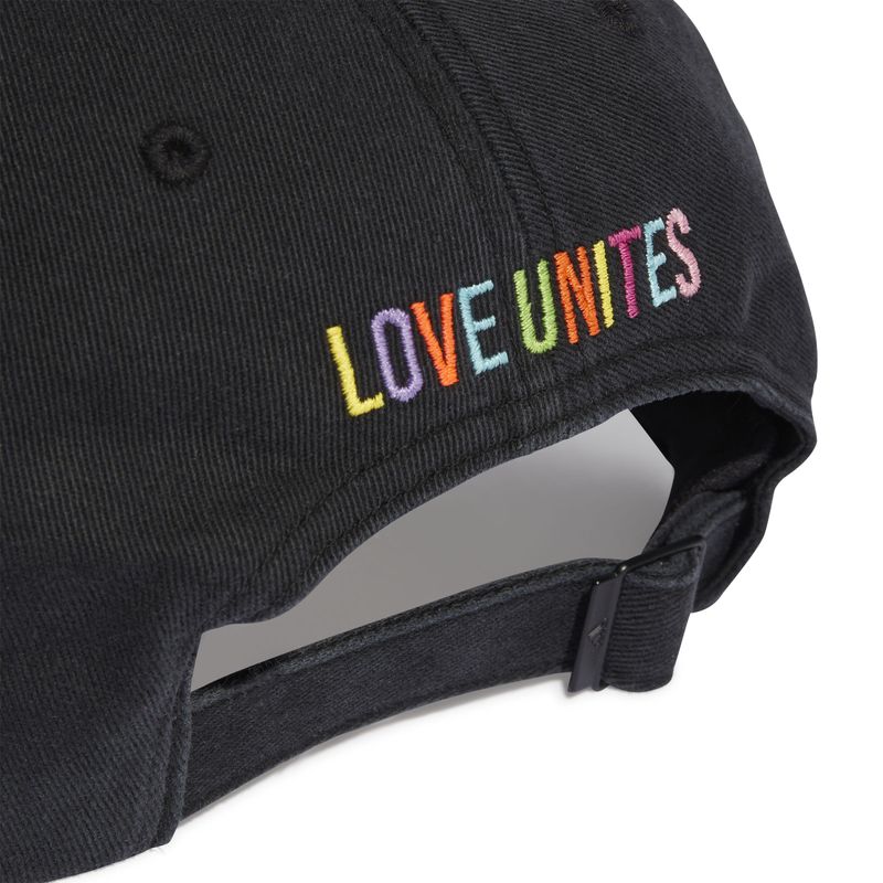 Gorra-adidas-para-hombre-Cap-Pride-Rm-para-entrenamiento-color-negro.-Detalle-2
