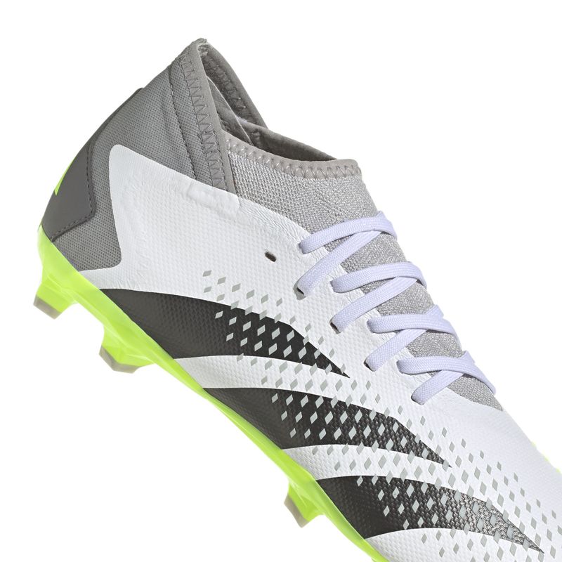 Guayos-adidas-para-hombre-Predator-Accuracy.3-para-futbol-color-verde.-Detalle-2