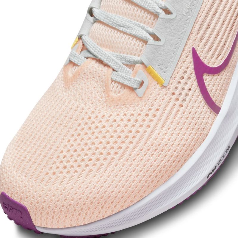 Tenis-nike-para-mujer-W-Nike-Air-Zoom-Pegasus-40-para-correr-color-naranja.-Detalle-1