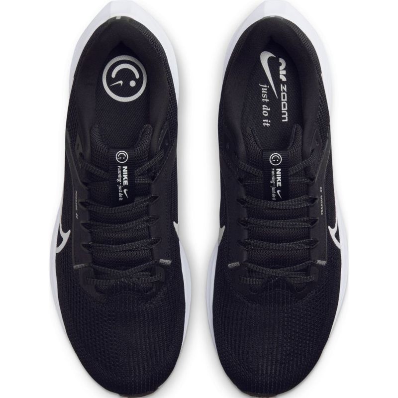Tenis-nike-para-hombre-Nike-Air-Zoom-Pegasus-40-para-correr-color-negro.-Capellada