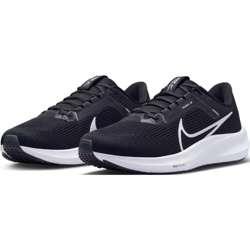 Tenis-nike-para-hombre-Nike-Air-Zoom-Pegasus-40-para-correr-color-negro.-Par-Alineados