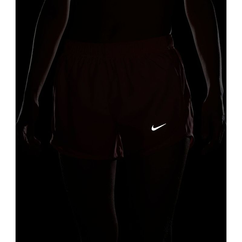 Pantaloneta-nike-para-mujer-W-Tempo-Short-Swsh-Prnt-para-correr-color-rosado.-Detalle-6