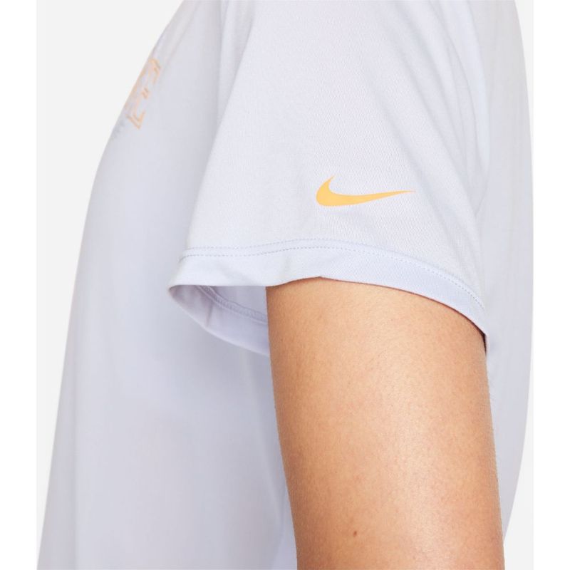 Camiseta-Manga-Corta-nike-para-mujer-W-Nk-One-Df-Ss-Std-Crp-Top-Grx-para-entrenamiento-color-morado.-Reflectores