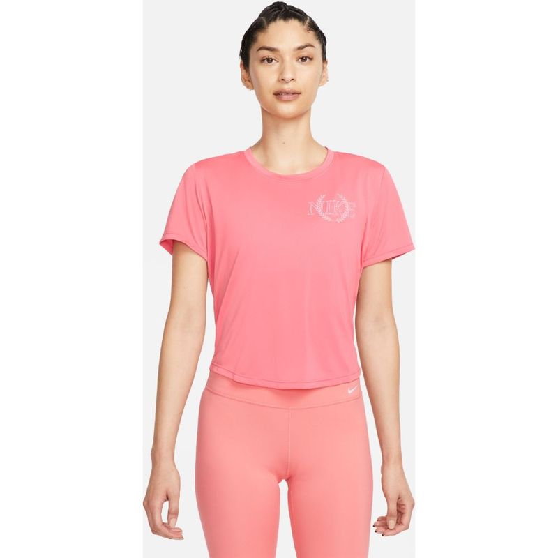 Camiseta-Manga-Corta-nike-para-mujer-W-Nk-One-Df-Ss-Std-Crp-Top-Grx-para-entrenamiento-color-naranja.-Frente-Sobre-Modelo