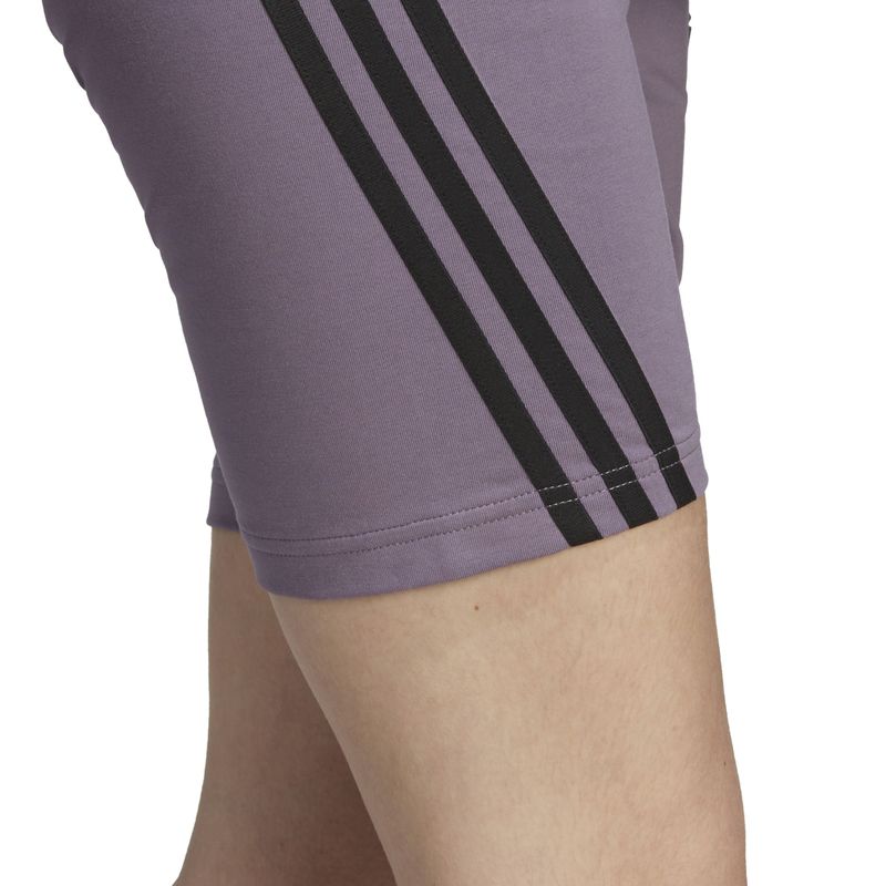 Licra-adidas-para-mujer-W-Fi-3S-Biker-para-entrenamiento-color-morado.-Detalle-2
