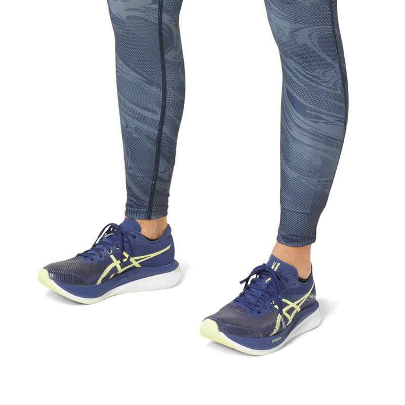 Tenis-asics-para-mujer-Magic-Speed-3-para-correr-color-azul.-Detalle-2