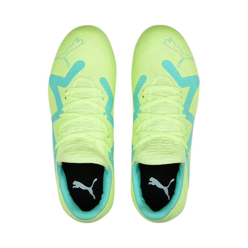 Guayos-puma-para-niño-Future-Play-Fg-Ag-Jr-para-futbol-color-verde.-Capellada