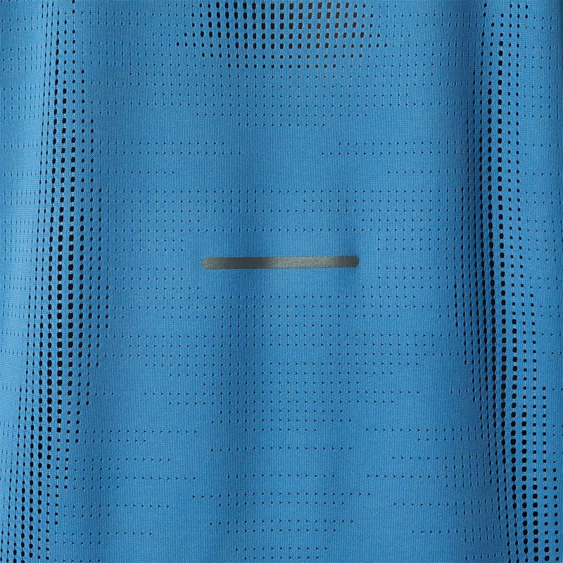 Camiseta-Manga-Corta-asics-para-hombre-Ventilate-Actibreez-para-correr-color-azul.-Detalle-3