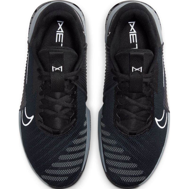 Tenis-nike-para-hombre-Nike-Metcon-9-para-entrenamiento-color-negro.-Capellada
